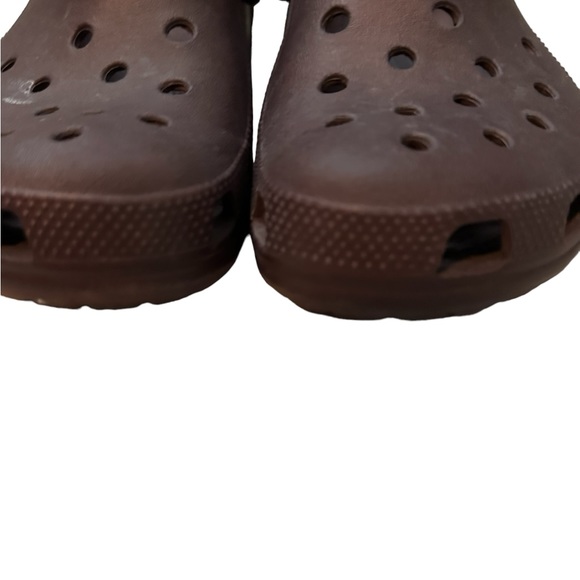 ❤️ CROCS Classic Clogs Mules Slip On Comfort Shoes Dark Cherry Unisex Size 4/6 - Picture 11 of 11